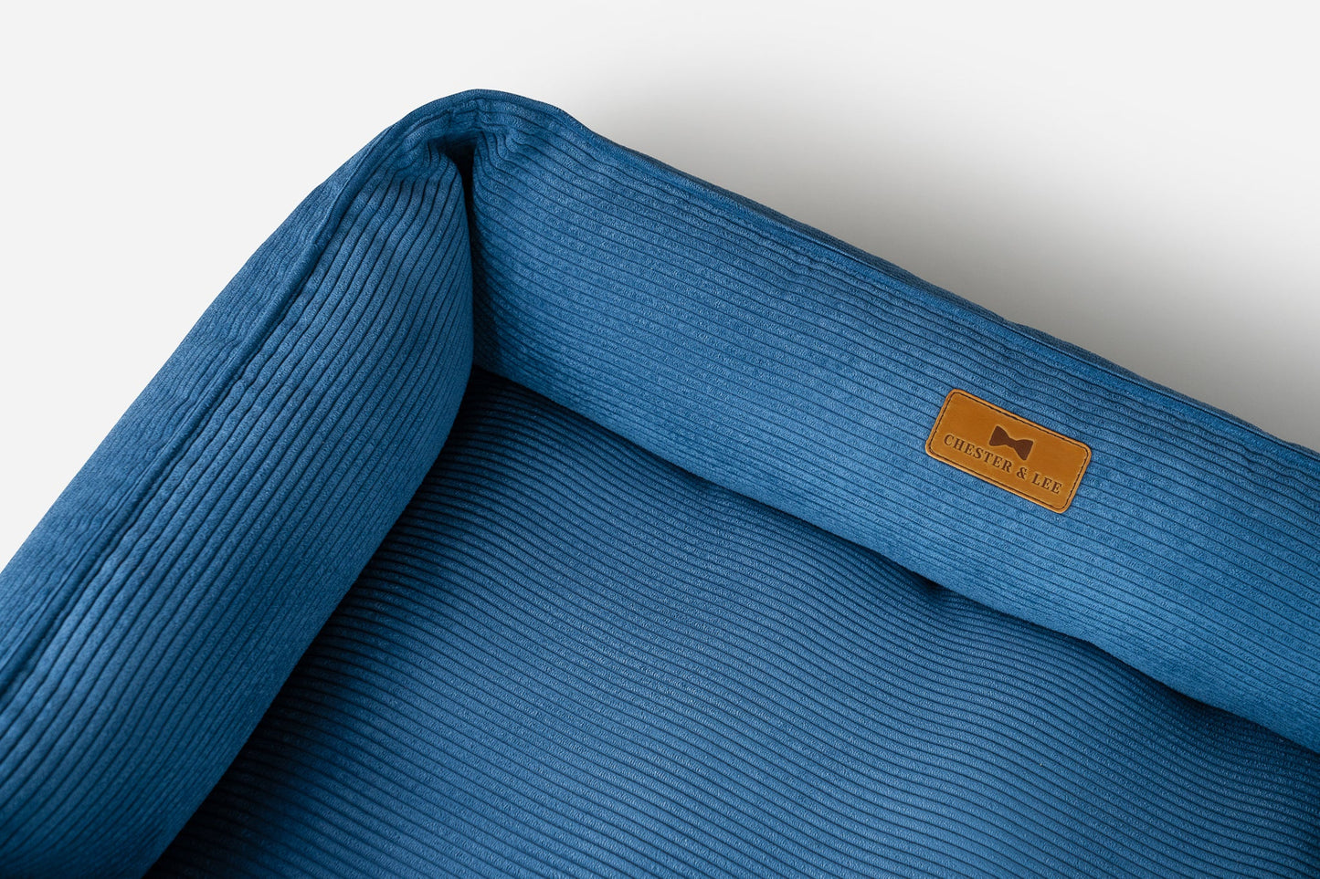 Chester & Lee Fancy Corduroy Sleeper Dog Bed – Blue
